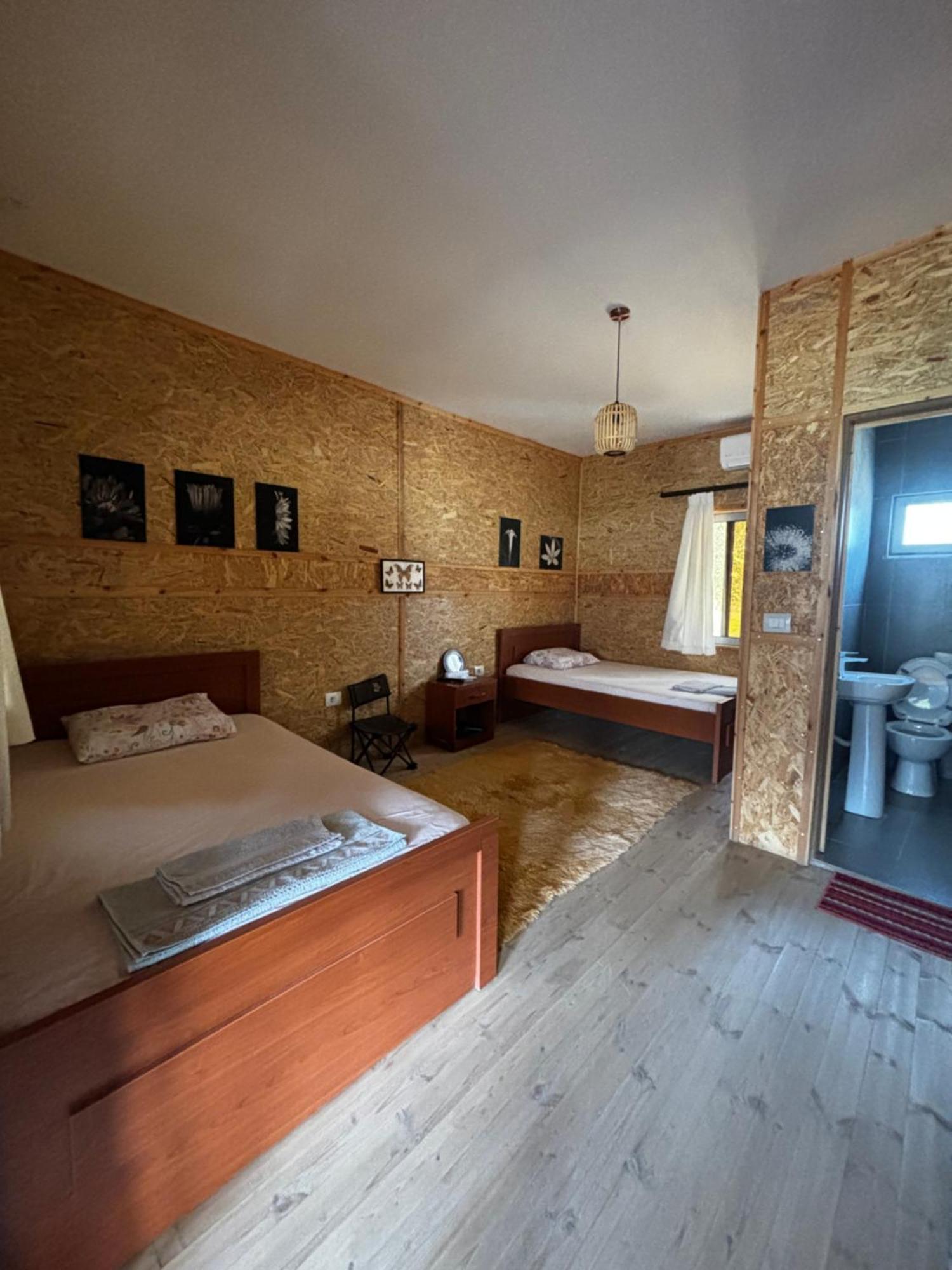 Bujtina Vjosa Hotel Memaliaj Exterior photo